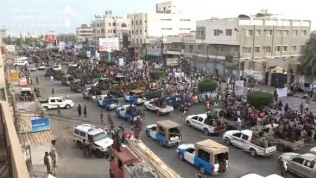 السيارات الأممية تبدأ مهامها في خدمة المليشيا الحوثية وتجول شوارع صنعاء