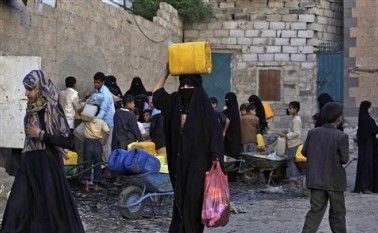 في تعسف جديد وحيلة للتضييق.. المليشيا تطلب من مواطني صنعاء تسديد فواتير المياه