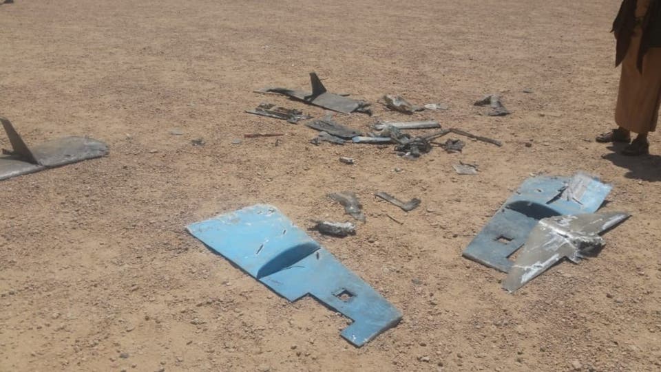 بالصور.. الجيش يسقط طائرة حوثية جديدة