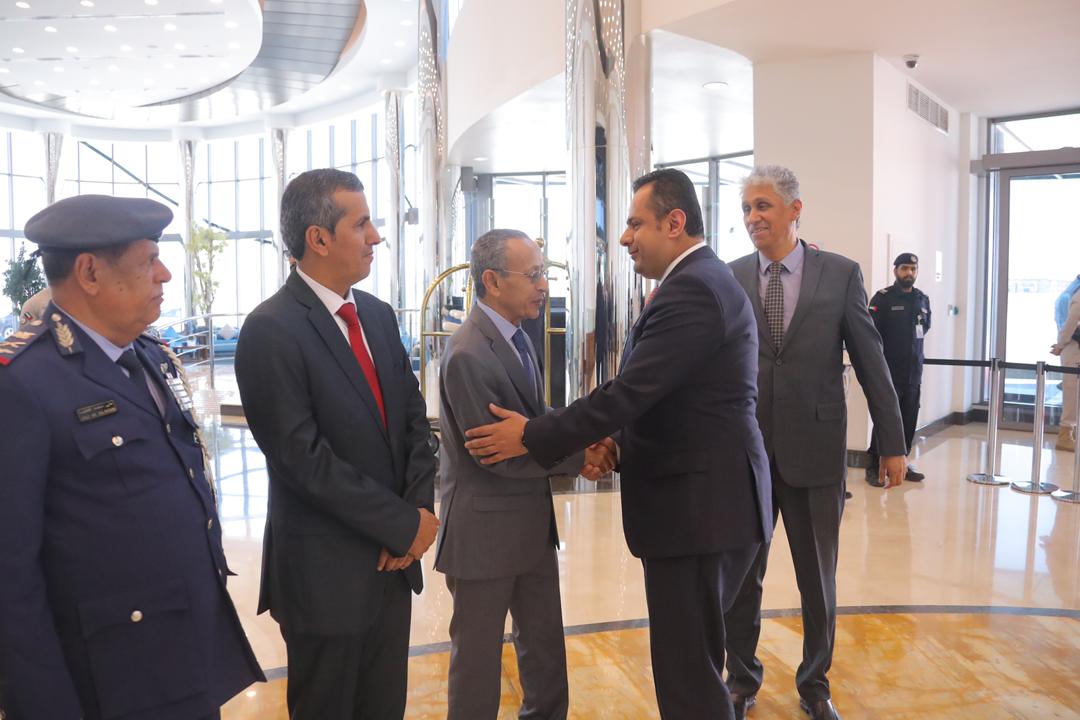 رئيس الوزراء: اليمن والإمارات يخوضان معركة المصير المشترك ضد المشروع الطائفي