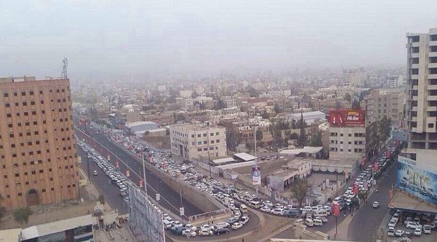 الحكومة تفضح مليشيا الحوثي في صنعاء.. "لا يوجد أزمة"