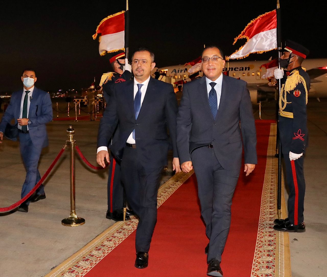 رئيس الوزراء يصل الى القاهرة في زيارة رسمية تلبية لدعوة نظيره المصري