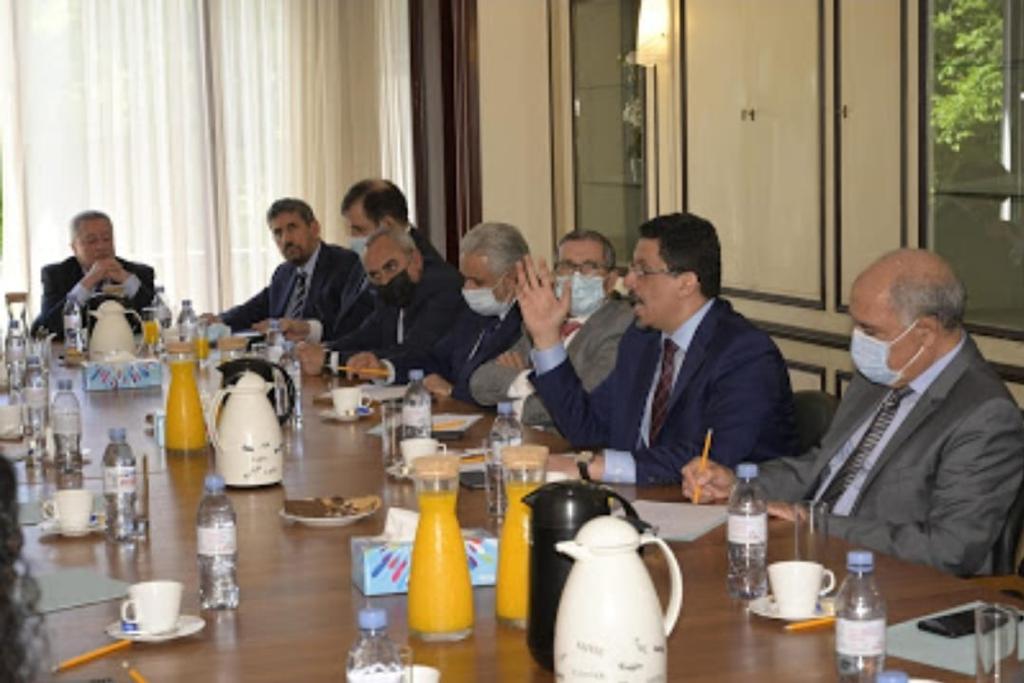 وزير الخارجية يستعرض مع السفراء العرب المعتمدين لدى بلجيكا تطورات الأوضاع في اليمن