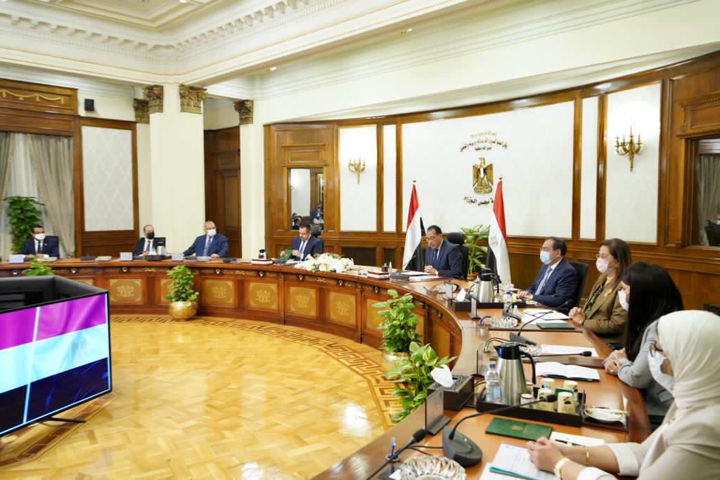 جلسة مباحثات رسمية يمنية مصرية في القاهرة برئاسة رئيسي الوزراء في البلدين