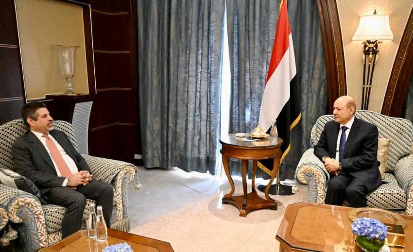 رئيس مجلس القيادة يستقبل السفير الأميركي للبحث في مستجدات الوضع اليمني