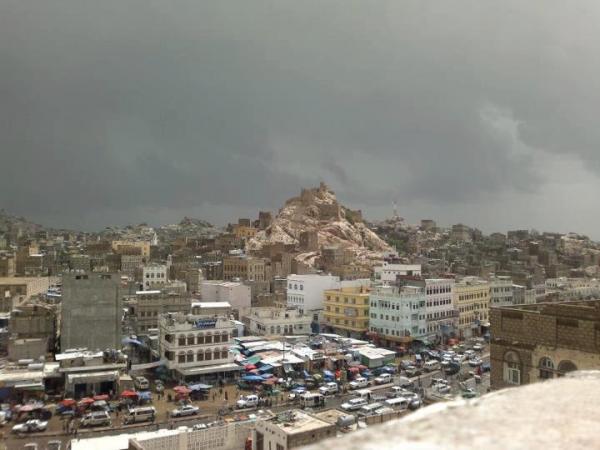 إصابة طفلين وتضرر منازل المواطنين بقصف حوثي في البيضاء