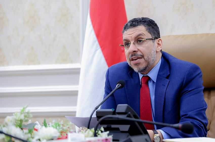 رئيس الوزراء يترأس الاجتماع الدوري للسفراء اليمنيين في الدول العربية والأجنبية
