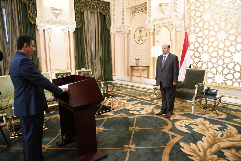 العناني يؤدي اليمين الدستورية أمام رئيس الجمهورية بمناسبة تعيينه وزيراً للكهرباء