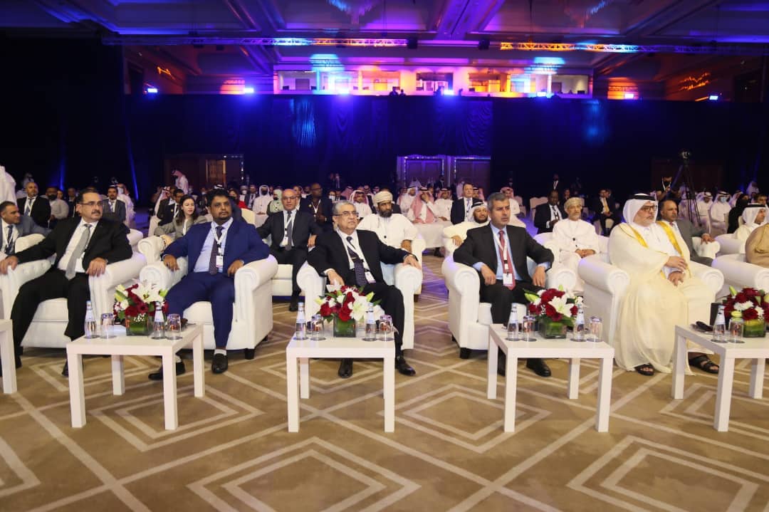 الوزير كلشات يشارك في المؤتمر السابع للاتحاد العربي للكهرباء في قطر