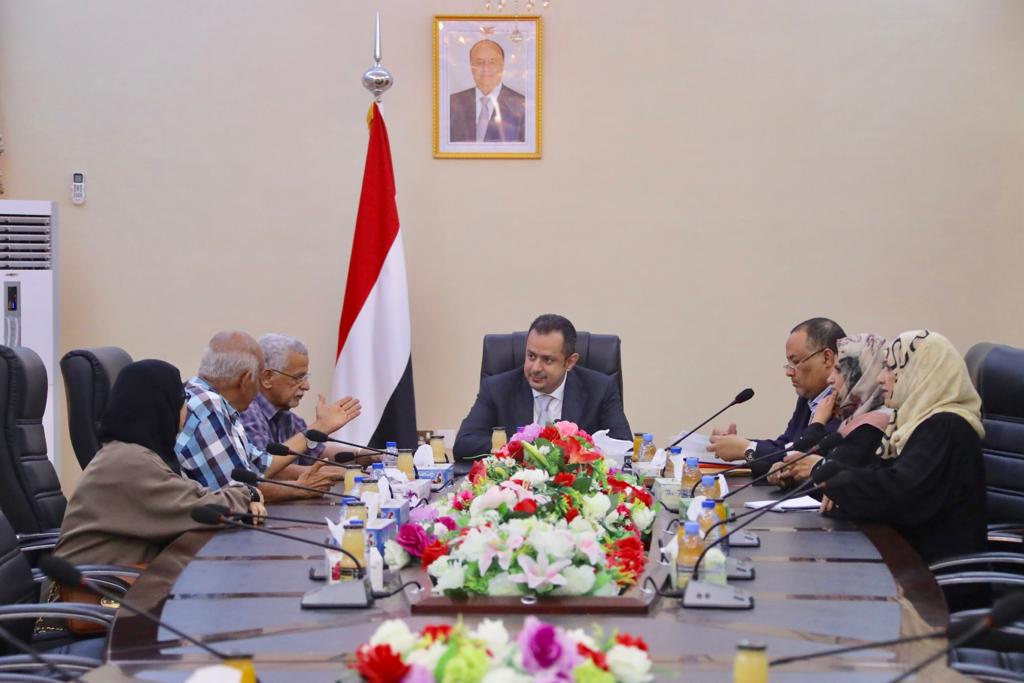 د. معين عبدالملك: اليمنيين متمسكين بالقيم الديمقراطية الحضارية وبوسائل التغيير السلمي وليس الانقلابي
