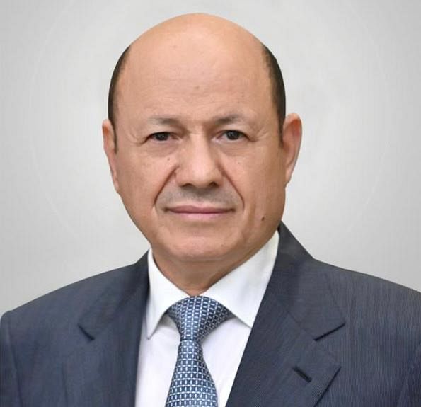 رئيس مجلس القيادة الرئاسي يهنىء رئيس كازاخستان باعادة انتخابه لولاية جديدة