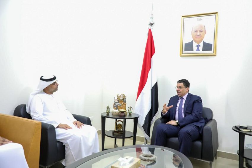 وزير الخارجية يبحث مع السفير الاماراتي سبل تعزيز وتطوير العلاقات الثنائية