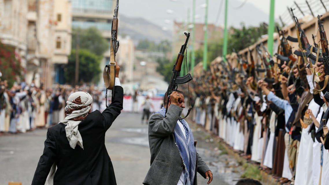 الحوثي يخير عناصره الفارين من مأرب: العودة أو التعذيب