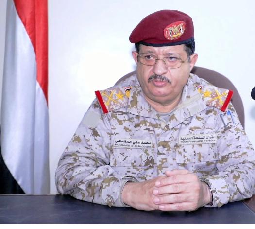 وزير الدفاع: سينتصر اليمنيون على المشروع الحوثي الإيراني ومأرب بعيدة على الأعداء