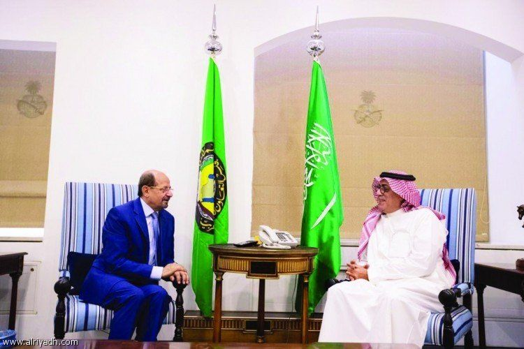 السفير الزنداني يبحث مع وكيل وزارة الخارجية السعودي تعزيز الروابط بين اليمن والمملكة