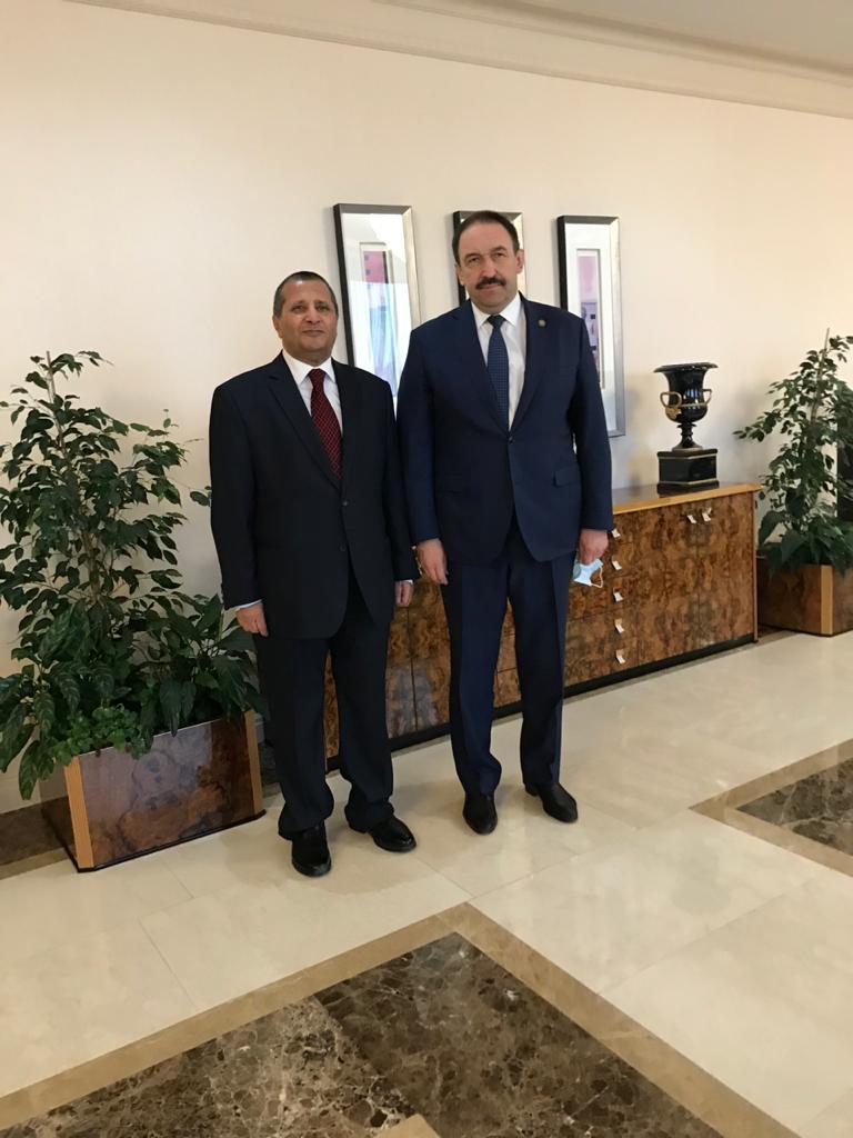 سفير بلادنا لدى روسيا يلتقي رئيس وزراء تتارستان
