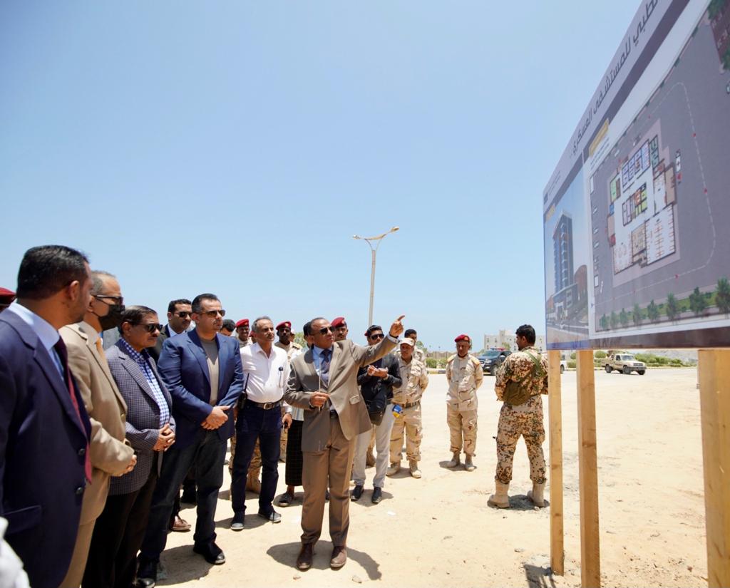 هكذا علق صحافي سعودي على افتتاح رئيس الوزراء لمشاريع تنموية جديدة في حضرموت