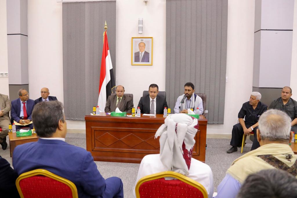 رئيس الوزراء: حضرموت مثلت طوال الأربع السنوات الماضية العمق الاستراتيجي لليمن