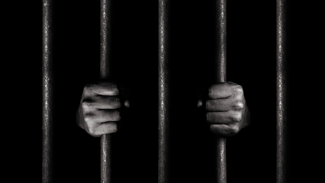 نتيجة التعذيب.. وفاة 13 معتقلاً بسجون الحوثي في شهر واحد