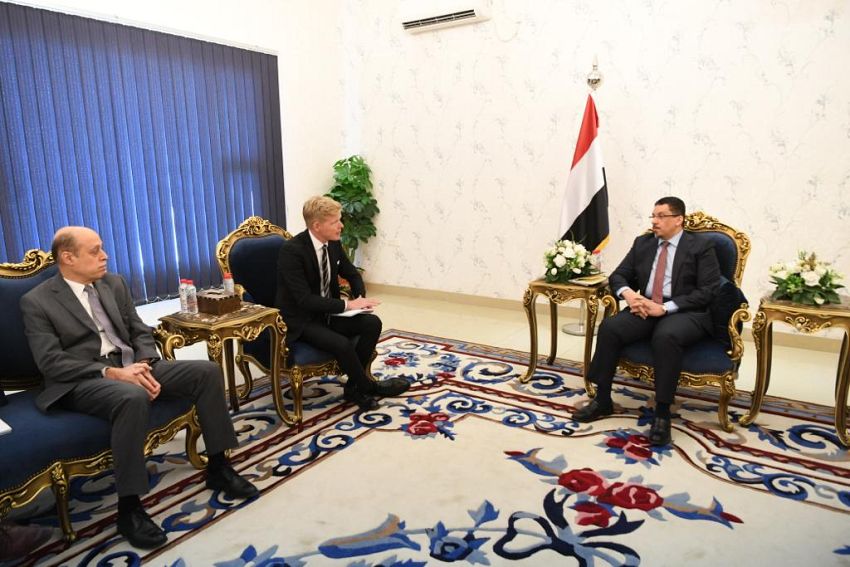 وزير الخارجية يستقبل المبعوث الاممي الى اليمن