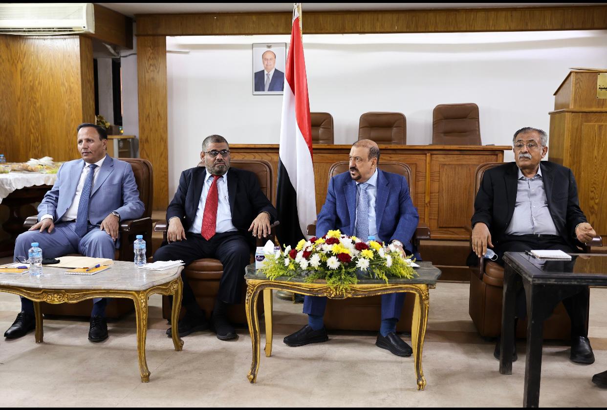 هيئة رئاسة مجلس النواب تعقد اجتماعا وتصدر بيان حول الاوضاع في اليمن