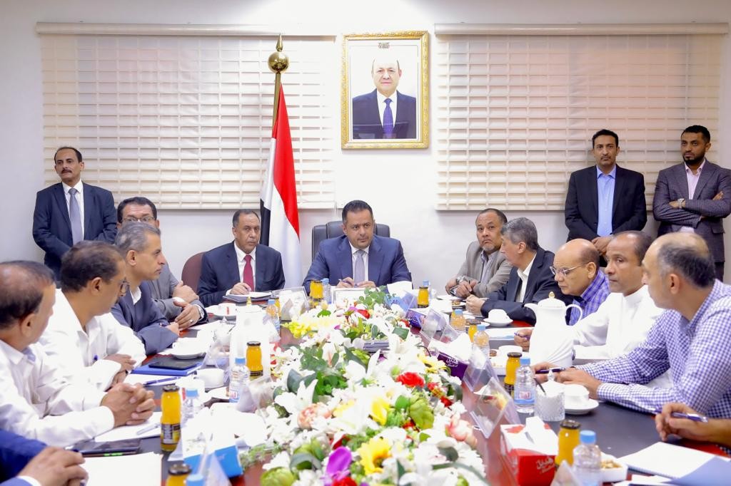 خلال ترأسه اجتماع لجنة الأمن الغذائي.. رئيس الوزراء: نجحنا في استثناء اليمن من قرارات حظر التصدير
