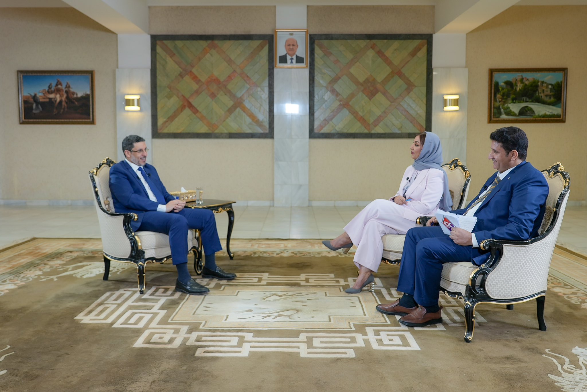 مقابلة دولة ‎رئيس الوزراء الدكتور أحمد عوض ‎بن مبارك مع قناتي اليمن وعدن