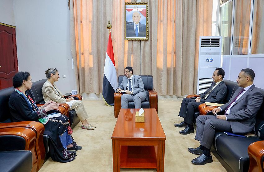 رئيس الوزراء بن مبارك يستقبل في عدن سفيرة هولندا لدى اليمن