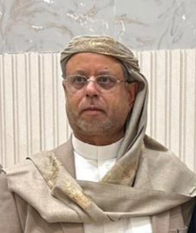 الشيخ سرحان الجبري يعزي في وفاة أمين عام المجلس المحلي بمديرية مذيخرة محافظة إب